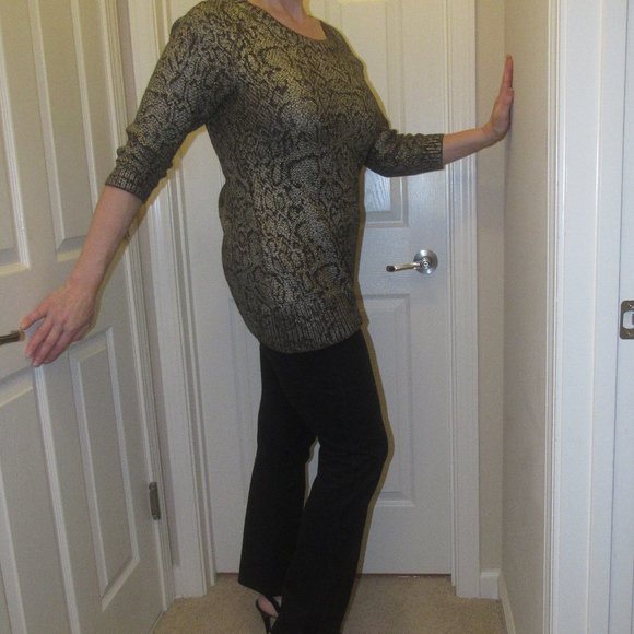 INC International Concepts Metallic Snake-Print Tunic Sweater ~ Size L - Picture 6 of 13